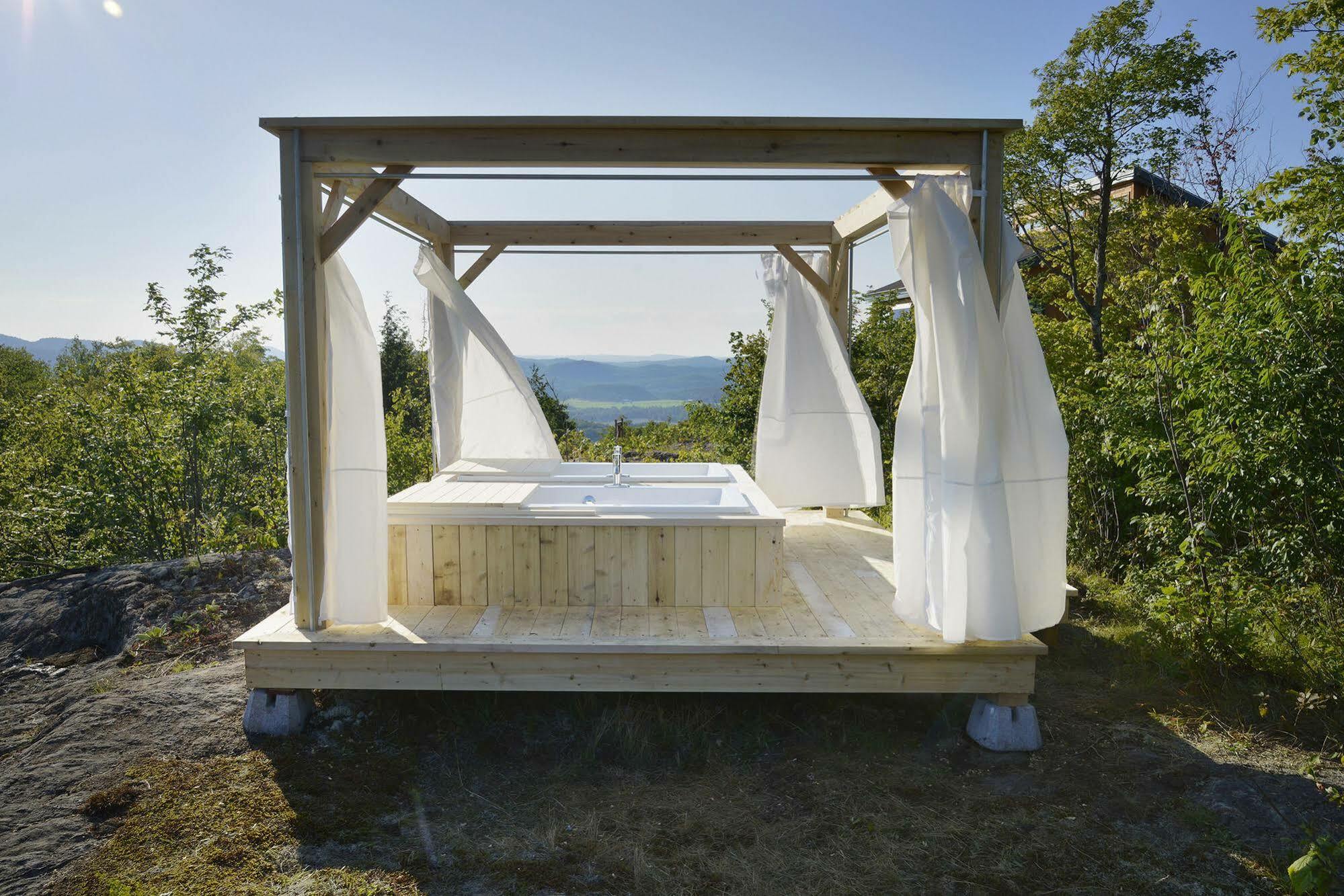 Eco Spa Highland Grenville-Sur-La-Rouge Exterior foto